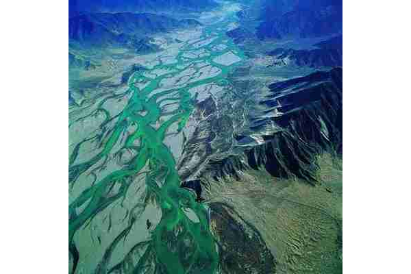 蜘蛛池到底有沒(méi)有用_蜘蛛窯村